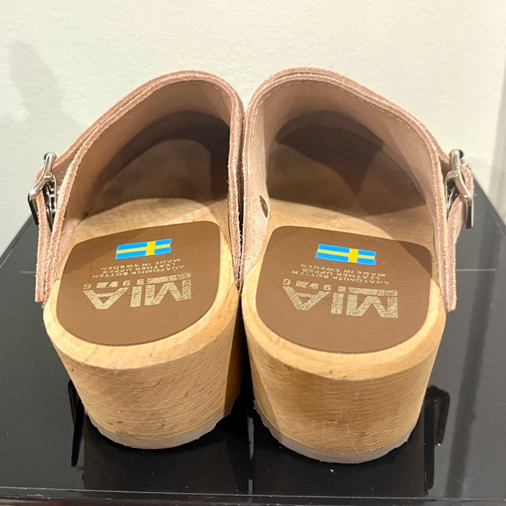 MIA Blush Pink Leather Clog Mules with Wood Heel - Picture 14 of 16